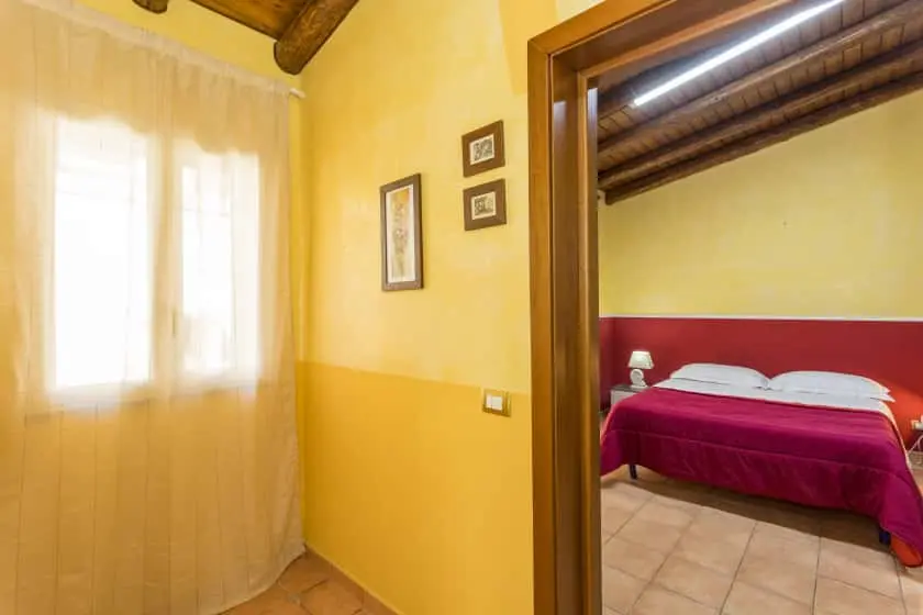 Camera matrimoniale luminosa - Appartamento affitti brevi Belpasso